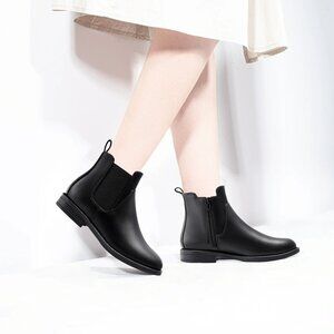 Elegant Black Ankle Boots